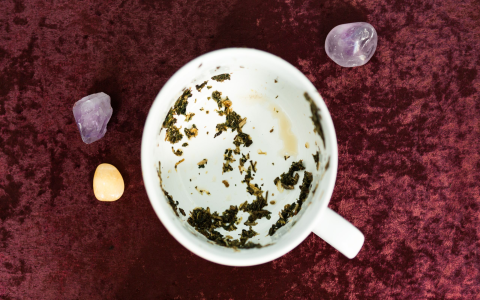 What is the Page of Cups Time Frame？ (Get Your Simple Answer Now!)