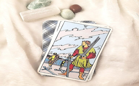 What are five of swords as intentions？ Understand the key meanings!