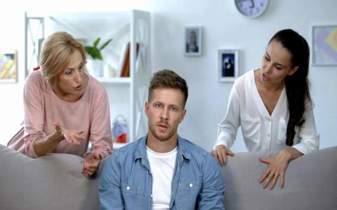 How to treat a pisces man in a relationship？ Master 5 easy ways to handle his deep sensitivity!