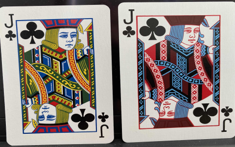 What playing card represents the 3 of swords？ Here are the possible answers!