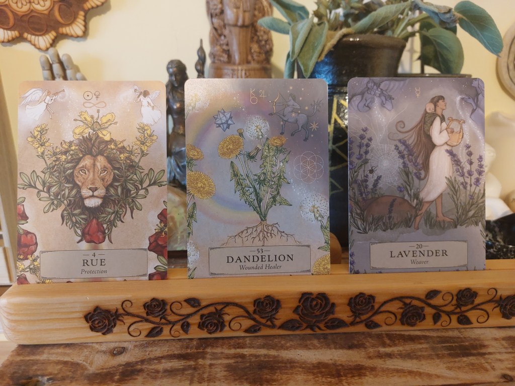 How to use an astrology cards deck effectively？ Practical methods revealed!